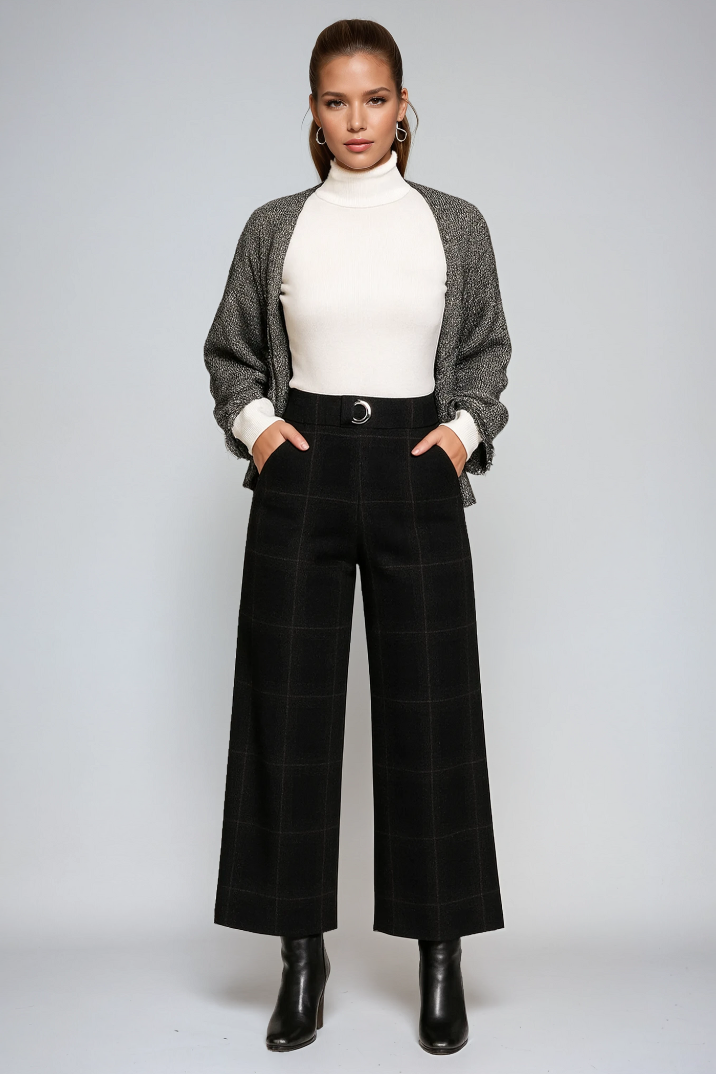 Women's Trousers | High Waist & Wide Legs in Check